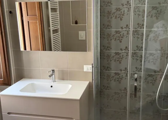 Centro Storico Piazza Duomo Biale * 라킬라